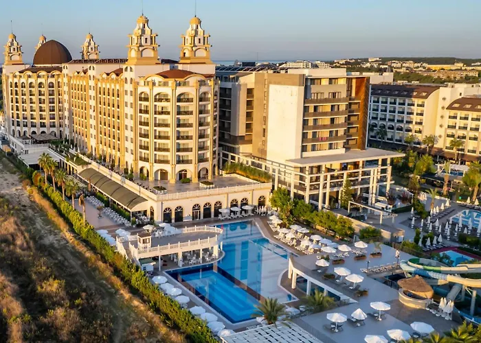 J'Adore Deluxe & Spa Ultra All InclusiveSpa Hotel